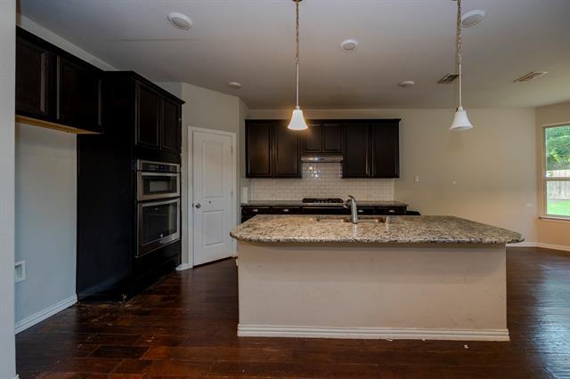 Building Photo - 1024 Mufasa Ln