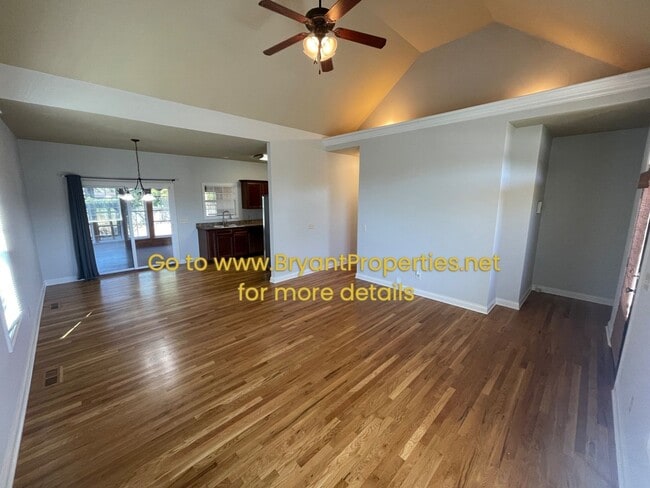 Building Photo - Gallatin - 3 Bedrooms 2 Baths
