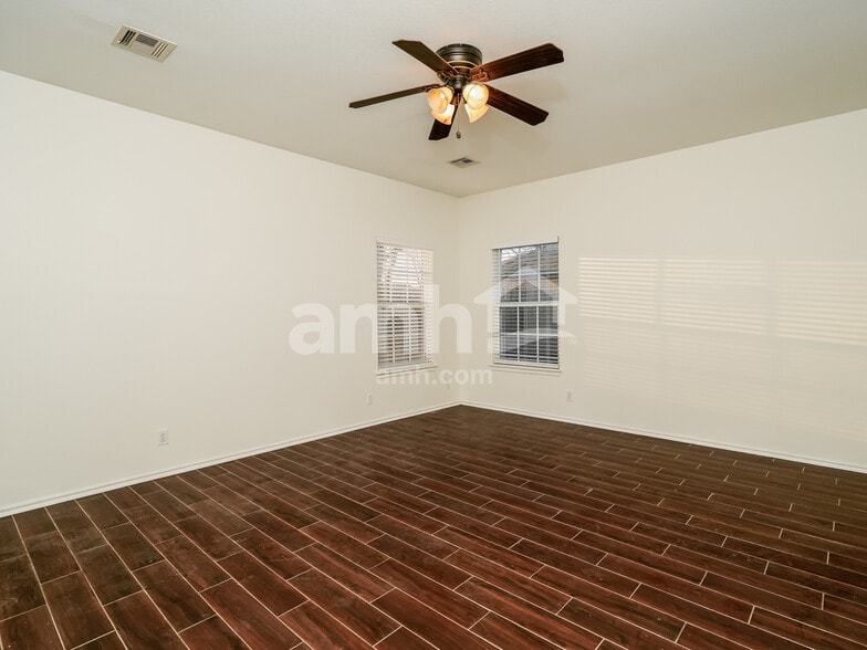 Building Photo - 7506 N 133rd E Ave