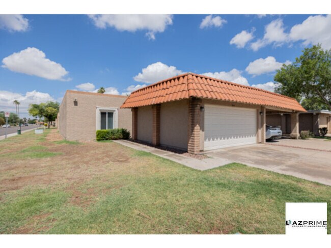 Primary Photo - Prime Tempe location Meets Modern Upgrades...