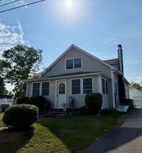 Building Photo - 26 Hillcrest Rd