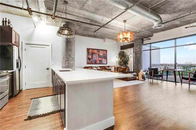 Building Photo - 3110 Thomas Ave
