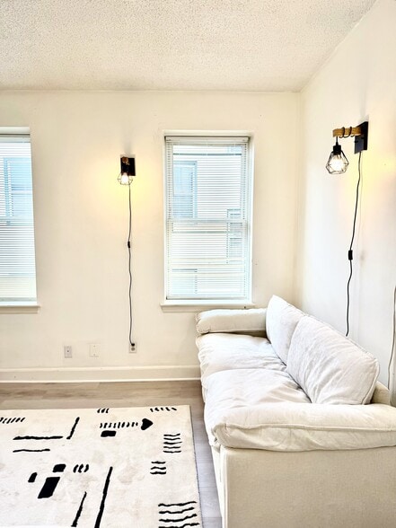 Building Photo - 1415 Commonwealth Ave