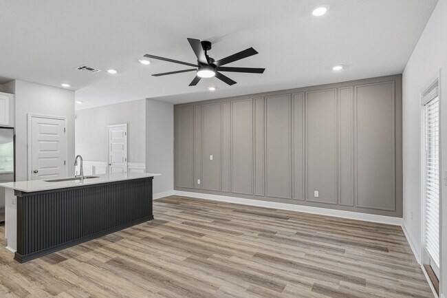 Building Photo - 2430 Clf Holw Cir