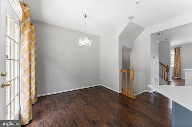 Building Photo - 4004 Meadow Trail Ln