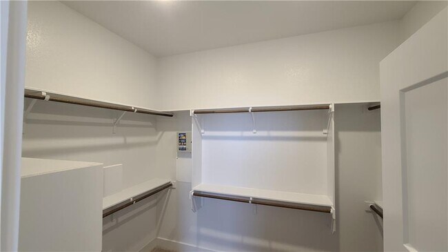 Building Photo - 2116 Palmera Ridge Blvd