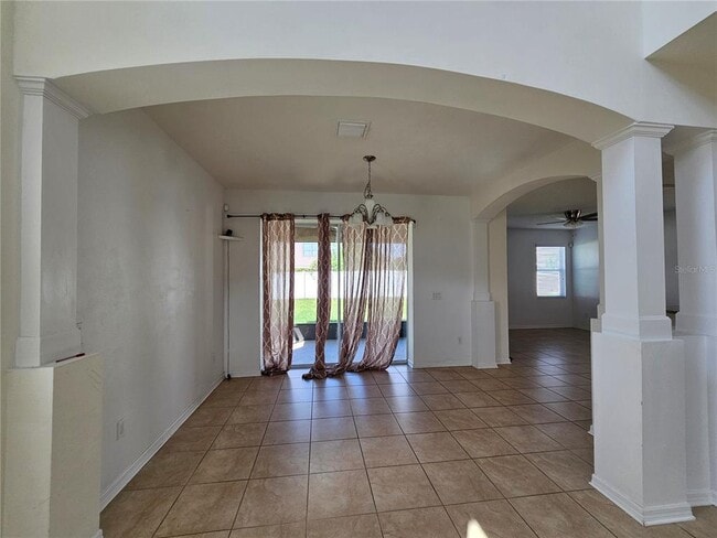 Building Photo - 7127 Nightshade Dr