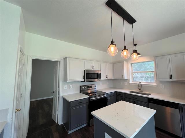 Building Photo - 741 Willow Crest Dr
