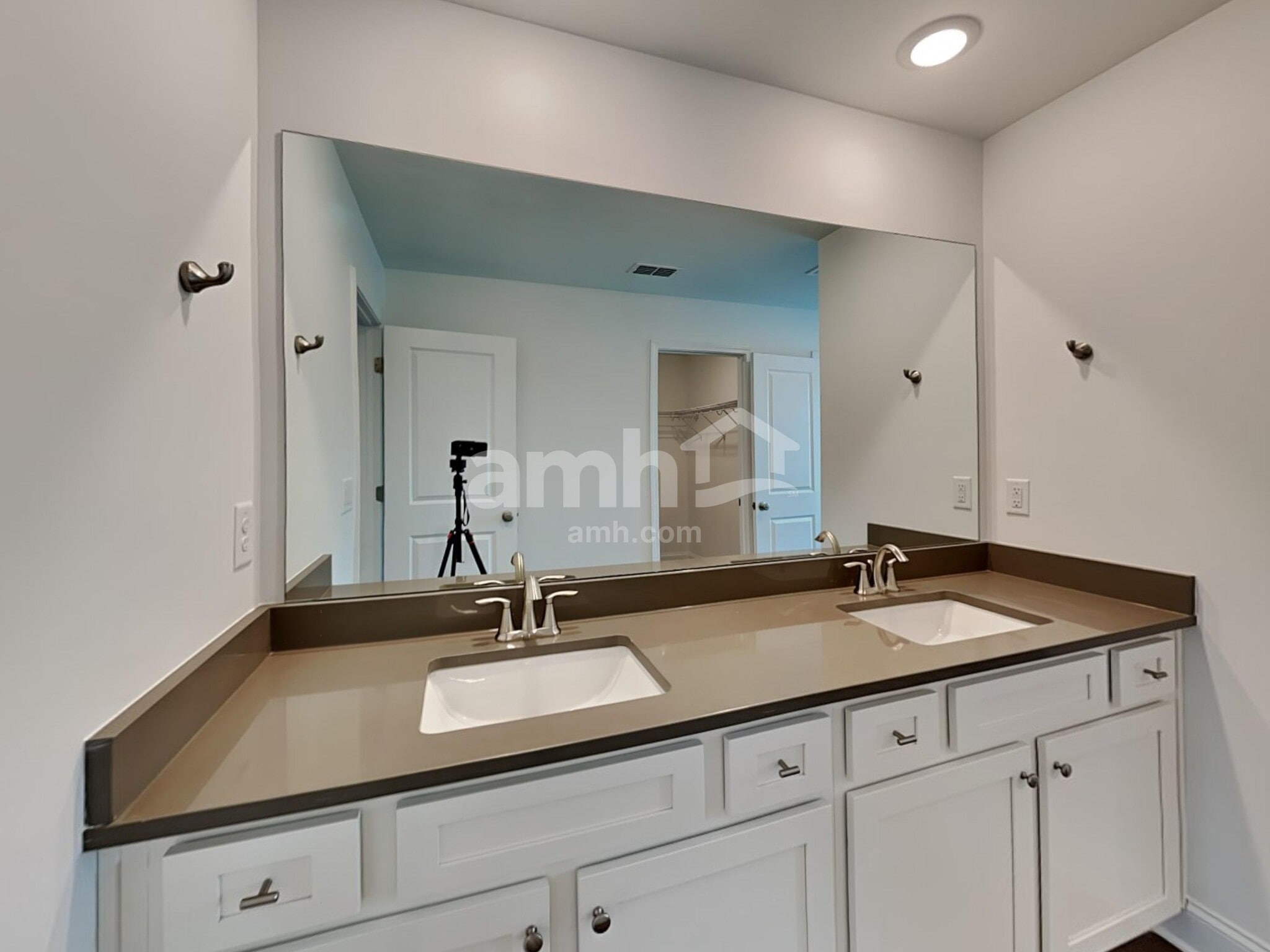 Building Photo - 866 Whatley Mill Cir SE