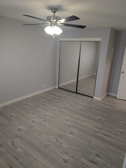 Building Photo - 7014 Lanewood Ave