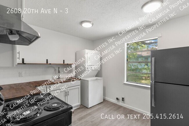 Building Photo - 2608 20th Ave N