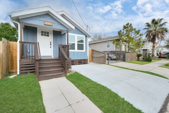 Building Photo - 5324 Avenue L