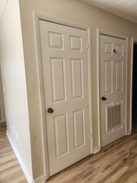 Storage - 2510 W 9th St