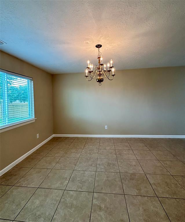 Building Photo - 16402 Tudor Point Ct