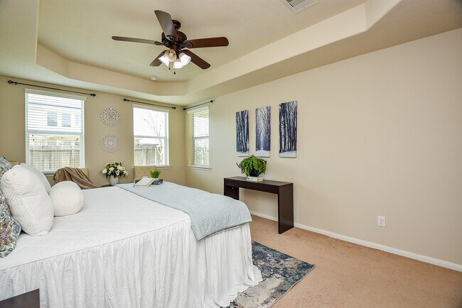 Building Photo - 26302 Sandahl Ct