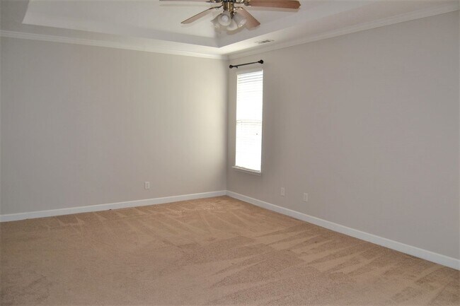 Building Photo - 351 Barnsley Dr