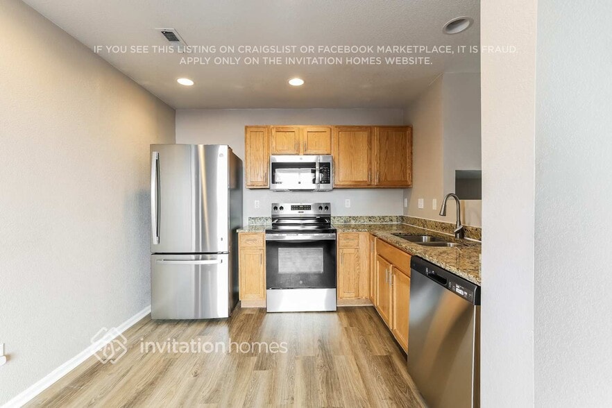 Building Photo - 1343 Flycatcher Ave