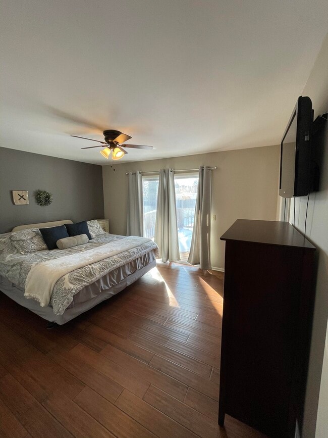 Building Photo - 5801 E Rockhill St