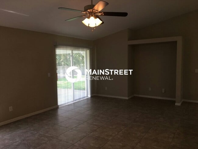 Building Photo - 3 Bedroom Pet-Friendly Home in Cape Coral, FL with Main Street Renewal