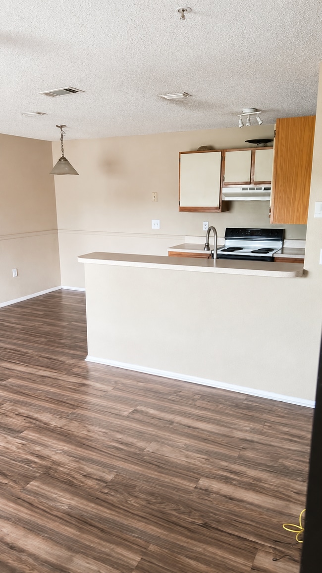 Building Photo - 951 Salt Pond Pl