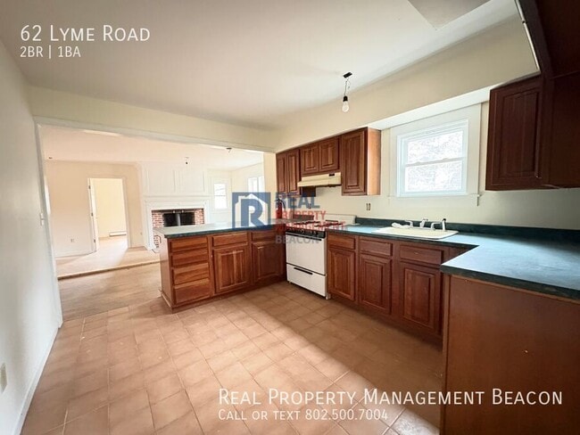 Building Photo - 62 Lyme Rd