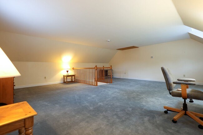 Building Photo - 288 Goldthwaite Rd