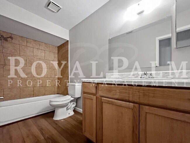 Building Photo - Cold Outside, Cozy Inside – Winter-Ready Fort Myers Renovated 3BR/2BA Duplex with a New HVAC...Yu...