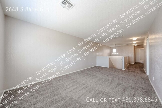Building Photo - 2648 S 84th Gln