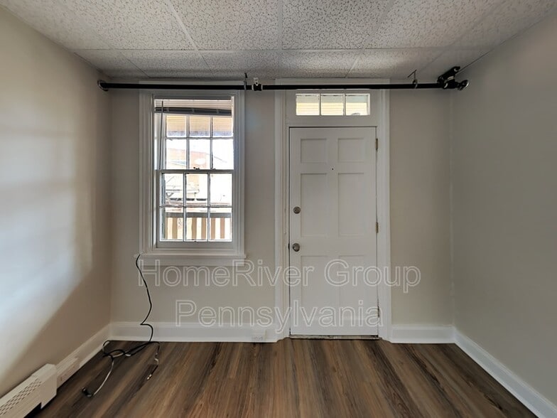 Building Photo - 253-255 North St