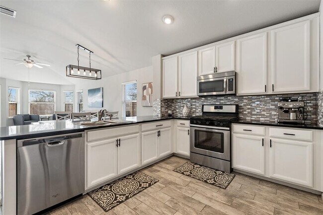 Building Photo - 514 Wincliff Dr