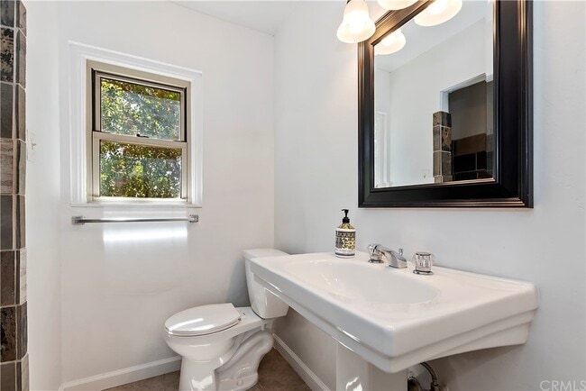 Building Photo - 3495 N Sierra Way