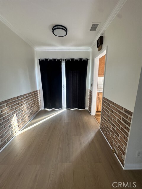 Building Photo - 7614 Century