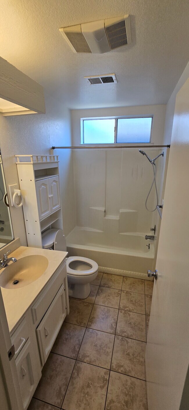Building Photo - 225 Wiley Ct