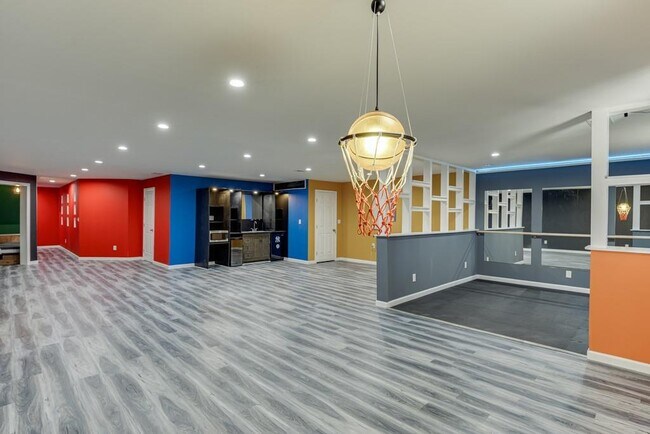 Building Photo - 6925 Fellowship Ln