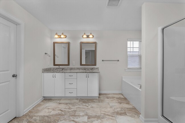 Building Photo - 948 Newburn Dr