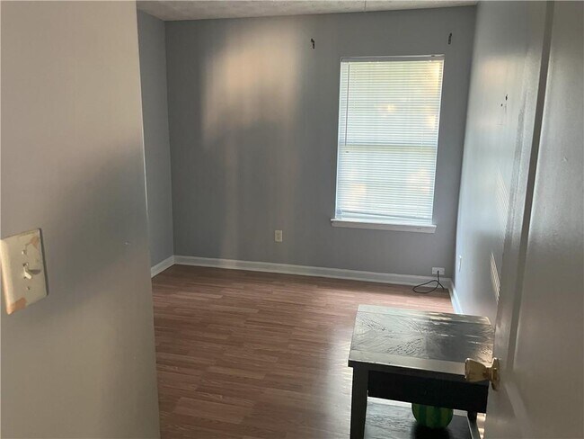 Building Photo - 3090 Fields Dr