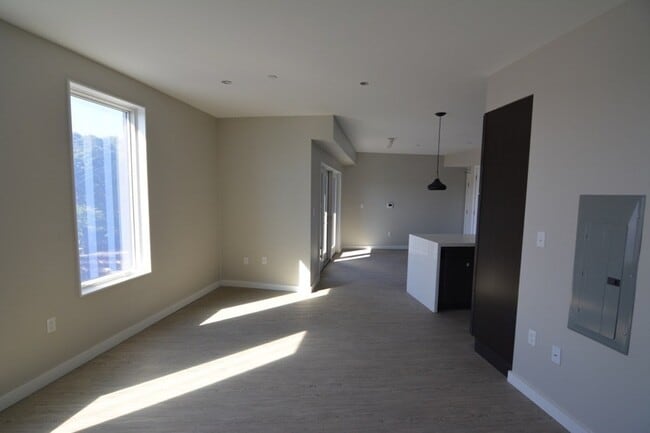 Building Photo - 120 Savin Hill Ave