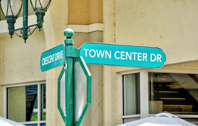 Building Photo - 4784 S Central Blvd