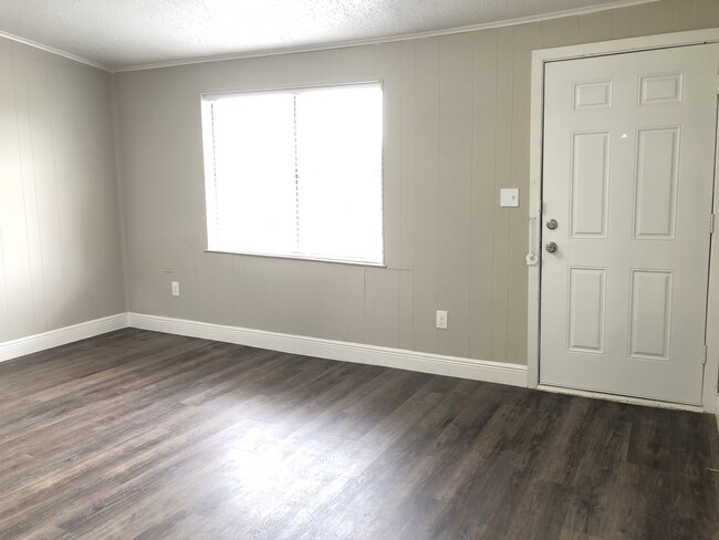 Building Photo - Cedar Heights Apartments