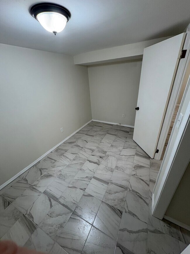 Building Photo - Cozy 3 Bedroom / 2 Bath Updated Home with Large Fenced Yard and Brand-New Multi-Level Deck