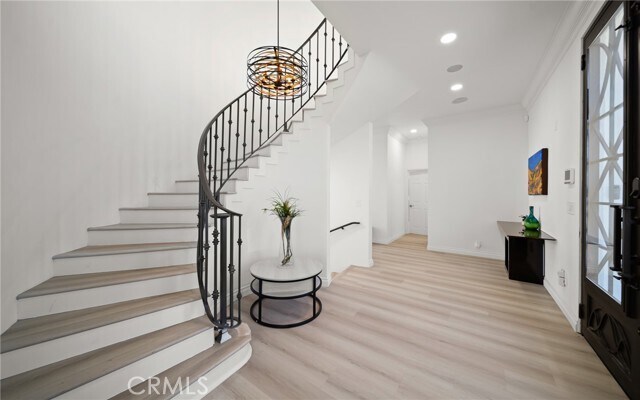 Building Photo - 7930 Vulcan Dr