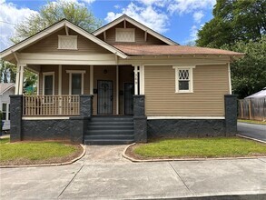 Building Photo - 369 Dargan Pl SW