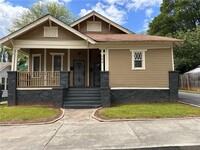 Building Photo - 369 Dargan Pl SW