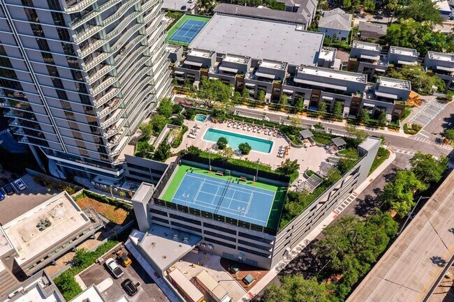 Building Photo - 3015 S Ysabella Ave