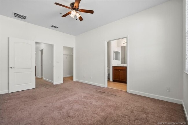 Building Photo - 9512 SW Merlin Ct