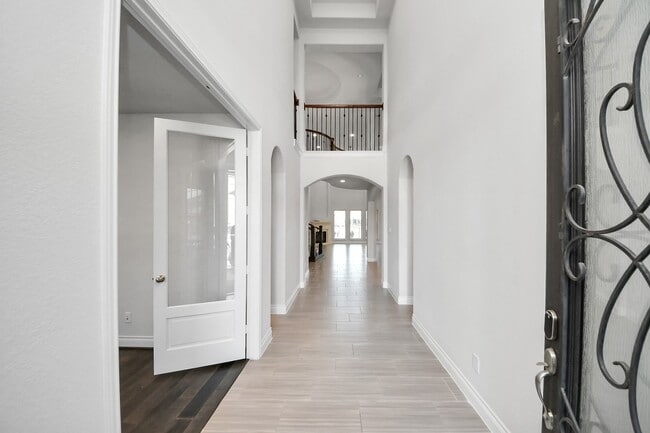 Building Photo - 22627 Duncan Brush Trace