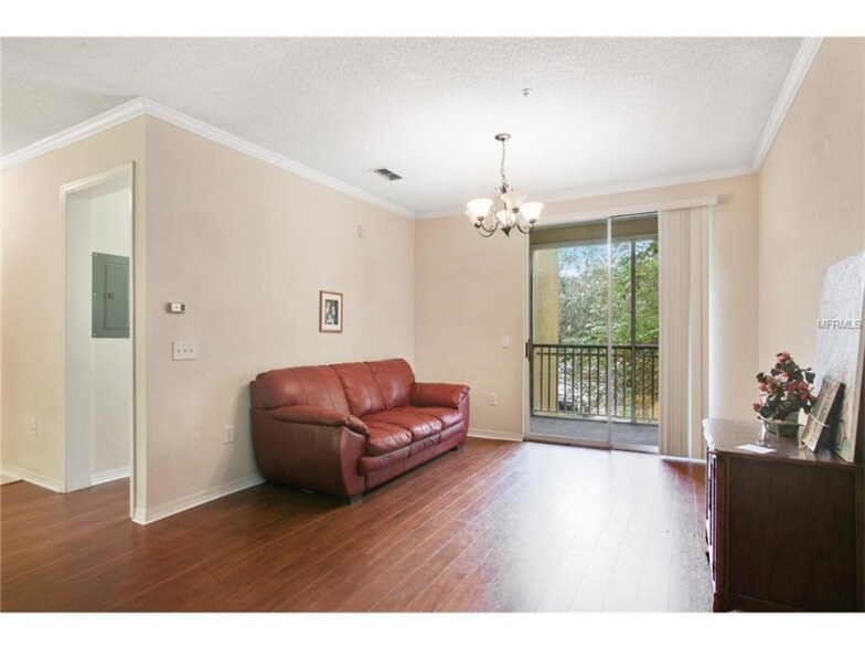 Building Photo - 18001 Richmond Pl Dr