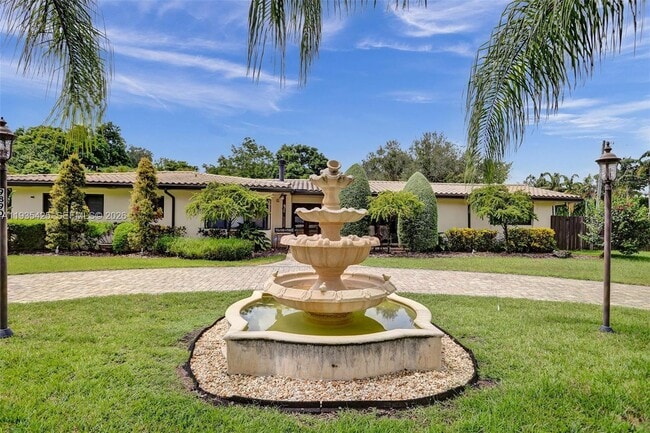 Building Photo - 9890 SW 138th St