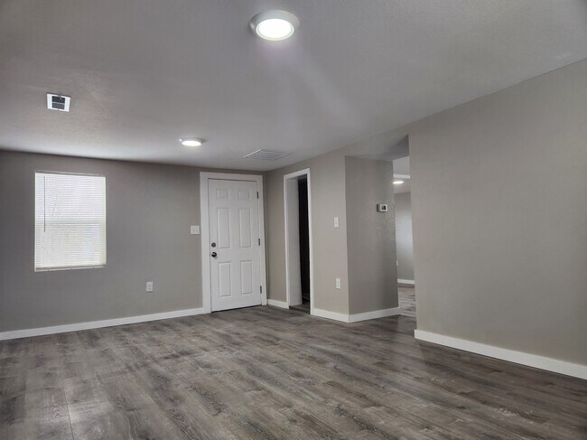 Building Photo - 4687 US-85
