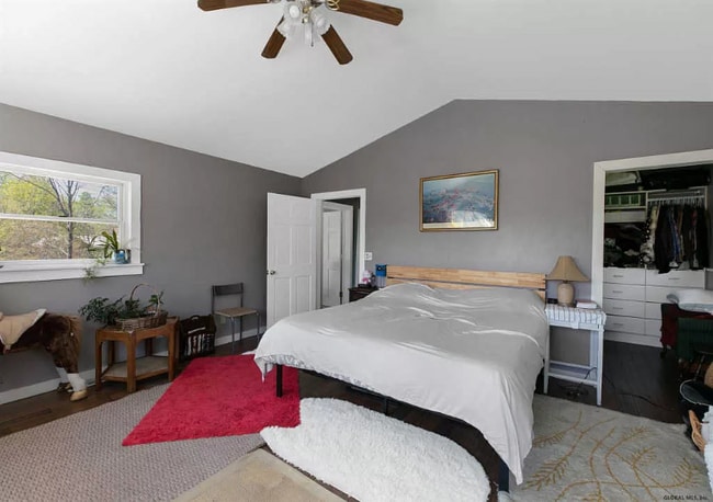 Building Photo - 204 Riverview Rd